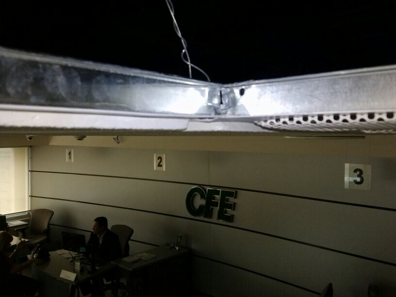 CAC CFE Zona Sur Poniente Mantenimiento de áreas de atención a clientes