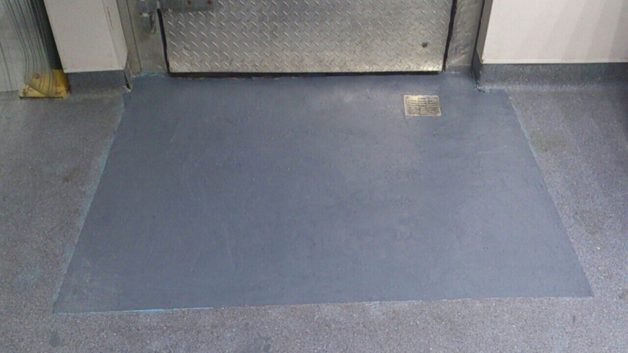 Piso de salida de cámara de congelación Servicial Reparación de pisos con sistemas poliméricos